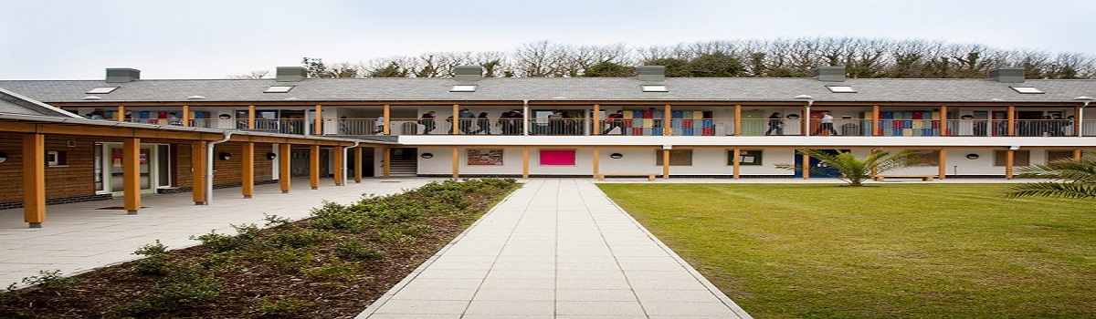 The Five Islands School, England