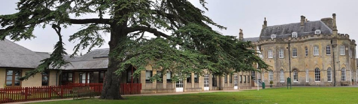 Stonar School, England