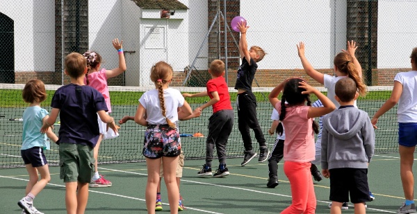 Farringtons School, England