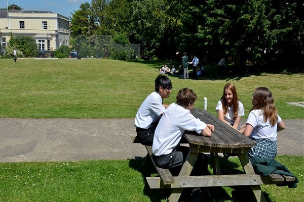 The Park School, England