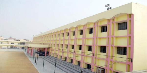 Rani LaxmiBai Memorial School, Lucknow